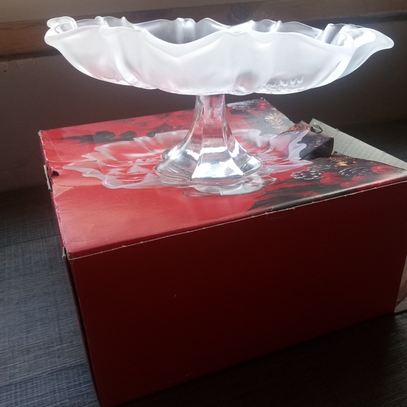 Decorative Glass Christmas Piece - Picture 4 of 5